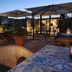 The Spanish Palace, Suites, Rooms, Apartments & Terraces Bed & Breakfast
