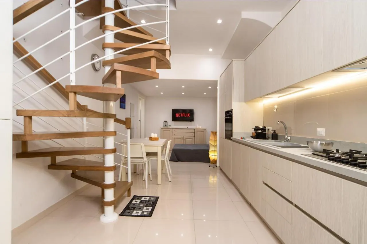 Apartment Ferienwohnung Centro Storico - Casa Con Wi-Fi E 4 Posti Letto In Via Dei Tribunali Neapel Italien